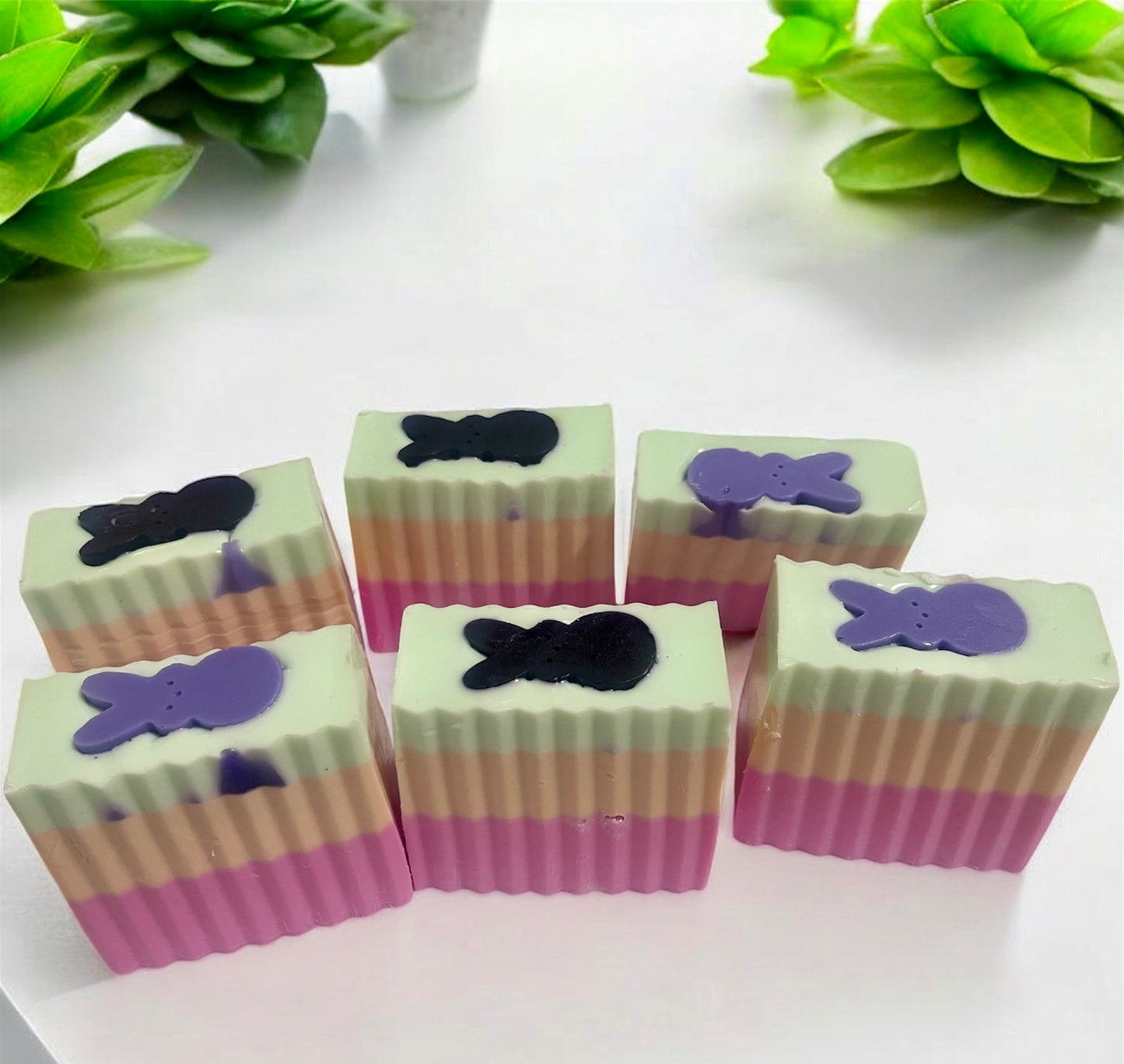 Jabón "Honey Bunny" – La Dulzura de la Miel en Primavera